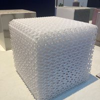 Кубический элемент EcoLattice из 3D-печатных переработанных эластомеров