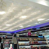 Бумажный потолок в бутике Рив Гош