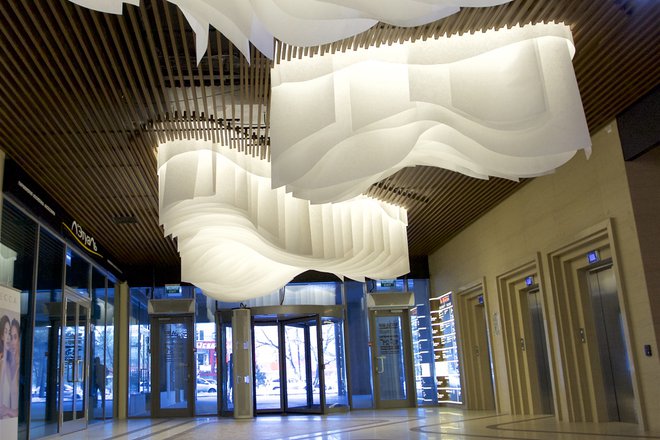 Lamella ceiling in the lobby of Khabarovsk shopping mall 