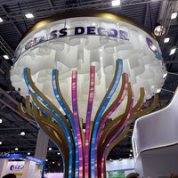 Инсталляция для Glass Decor, выполненная из архитектурной бумаги