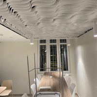 Красивый фантазийный офисный потолок Wave® ceiling