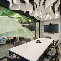 Ламельный потолок Paper Design в офисе Сбера