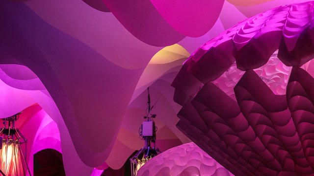 Светильник-ракушка Aquamorph Light в движении