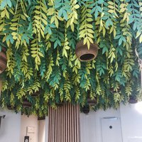 Офисный потолок зеленая листва